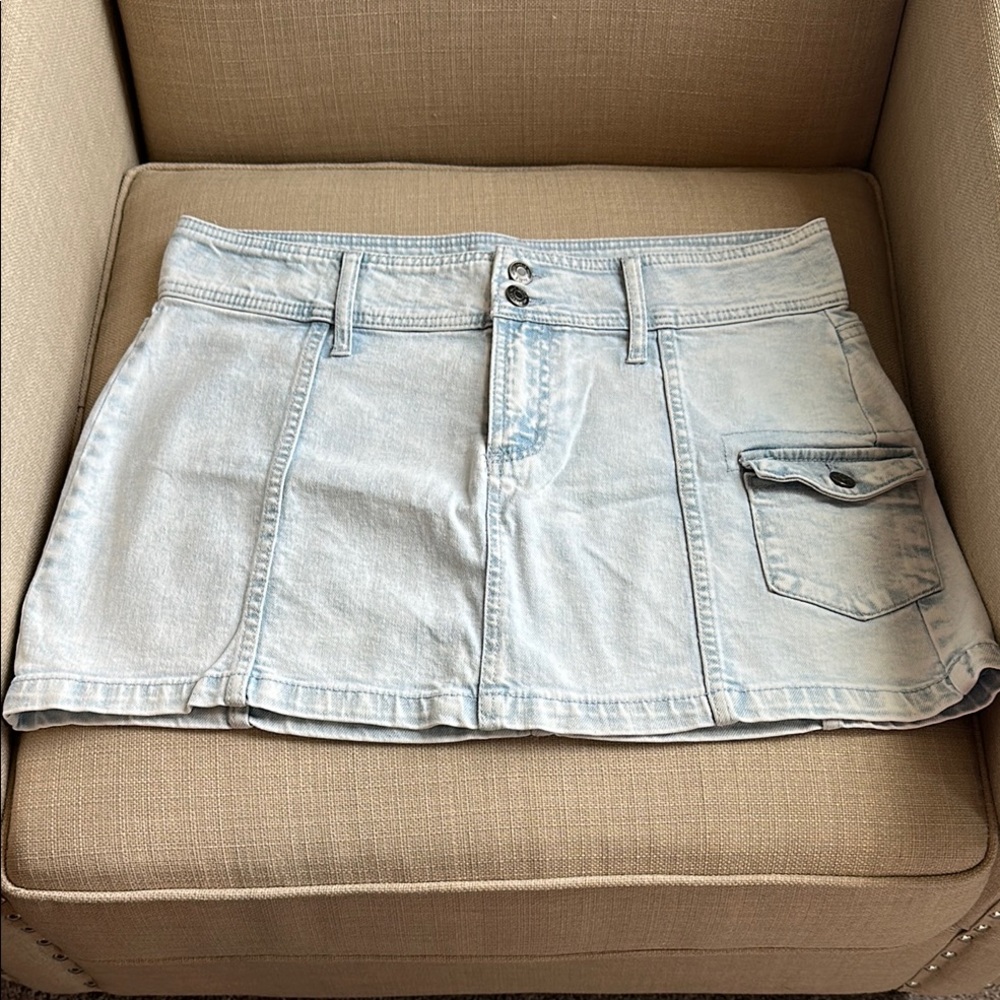 Bundle 5 items @ 5$, pay only 15$ - 2 items free! Denim Mini Skirt